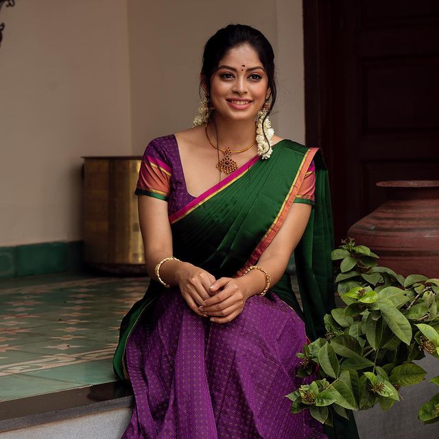 Beautiful-Tamil-Girl-Dharshana-ashokan-Photos004