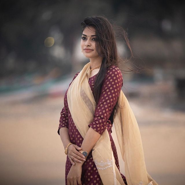 Beautiful-Tamil-Girl-Dharshana-ashokan-Photos025