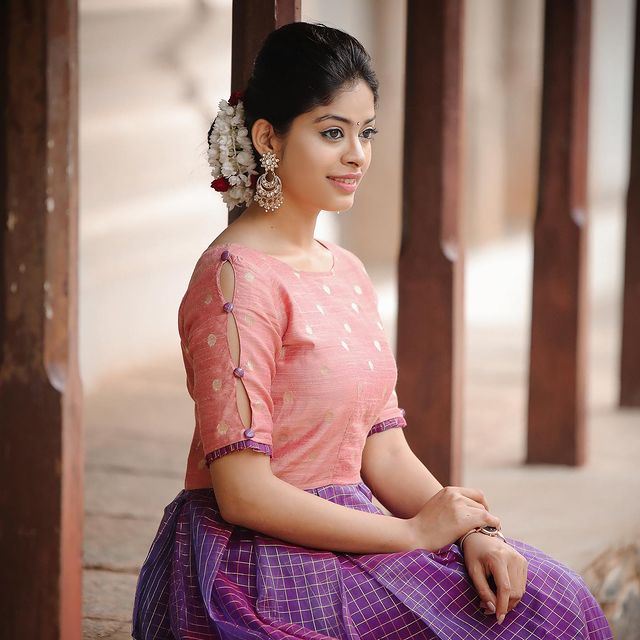 Beautiful-Tamil-Girl-Dharshana-ashokan-Photos033