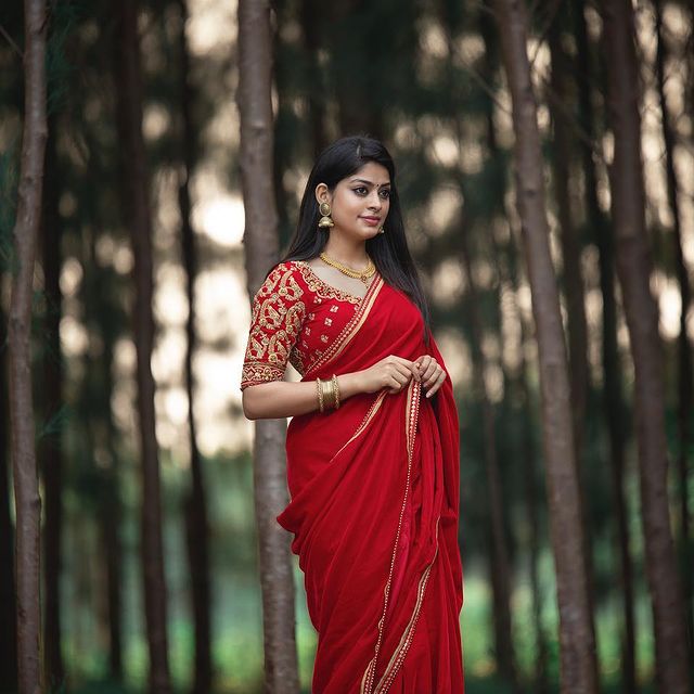 Beautiful-Tamil-Girl-Dharshana-ashokan-Photos048
