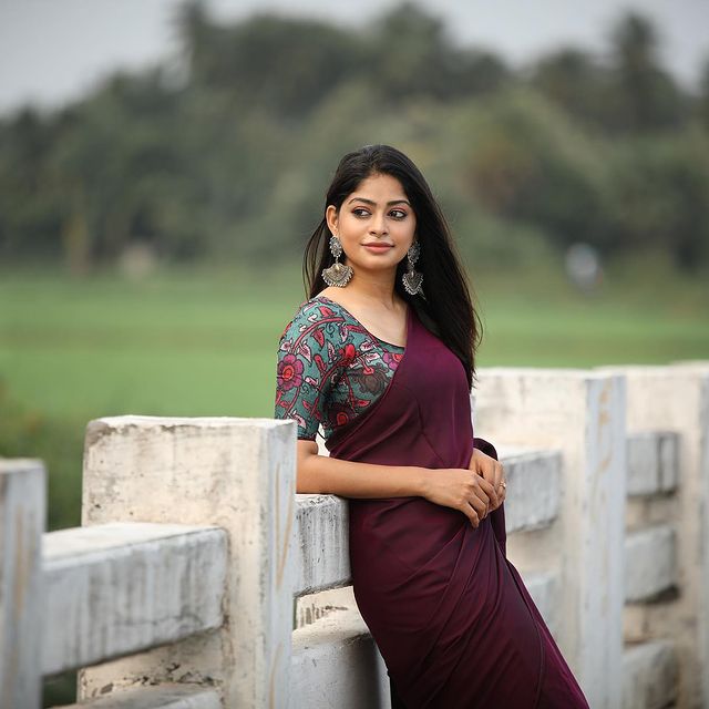 Beautiful-Tamil-Girl-Dharshana-ashokan-Photos050