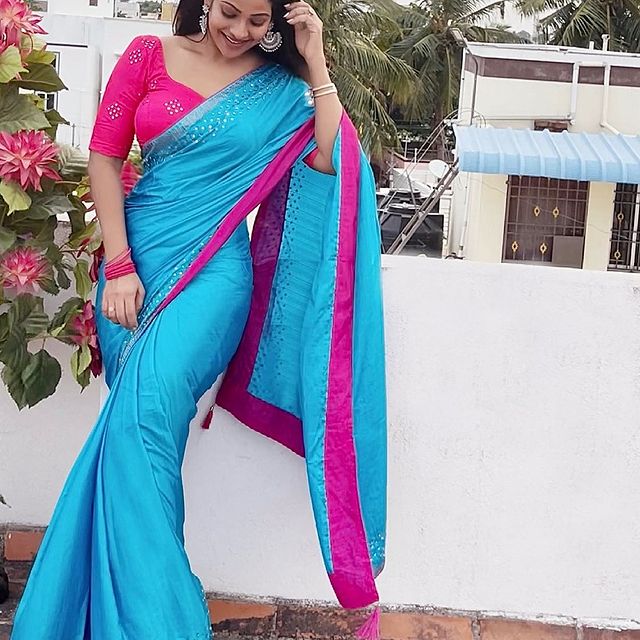 Leesha-Eclairs-Photos-Tamil-Actress-images059