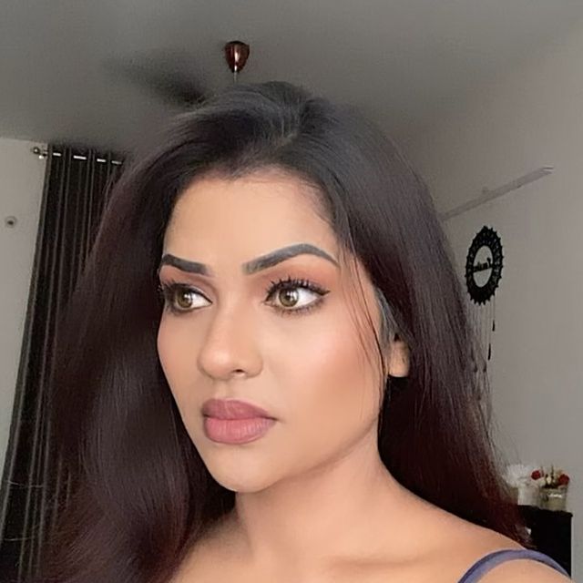 Leesha-Eclairs-Photos-Tamil-Actress-images069