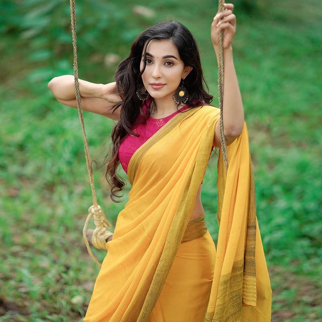 Parvati-Nair-Photos-Indian-Actress080