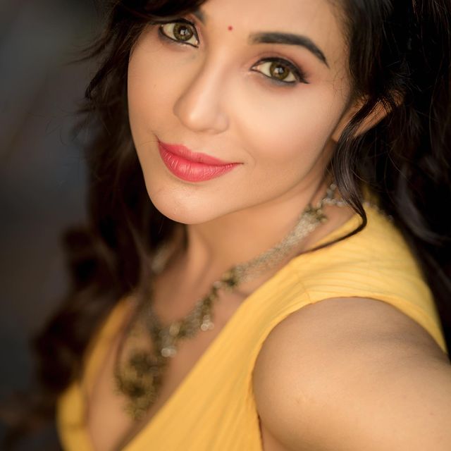Parvati-Nair-Photos-Indian-Actress105