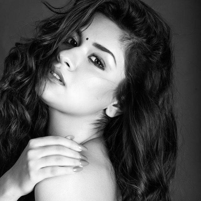 Avneet-Kaur-Photos-Pic-Indian-Actress169